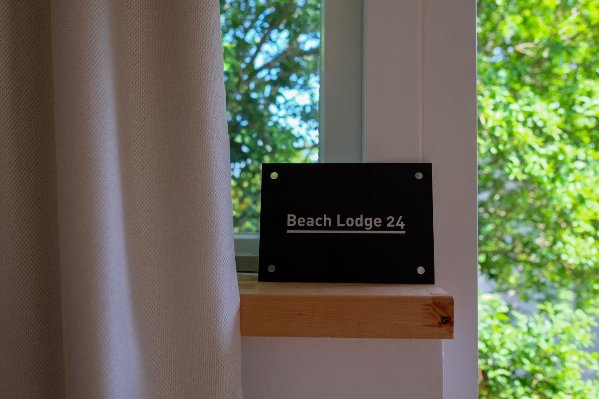 24 - Aan Zee - Met Eigen Tuin Holiday home *
